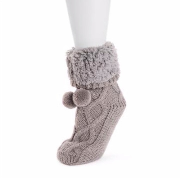 MUK LUKS Women's Pom Cabin Knit Socks - Picture 13 of 13